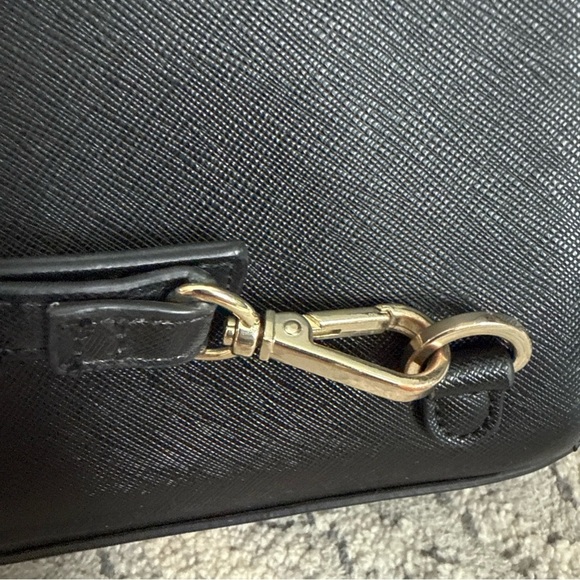 Zara Basics Black Textured Faux Leather Mini Backpack - Picture 9 of 15